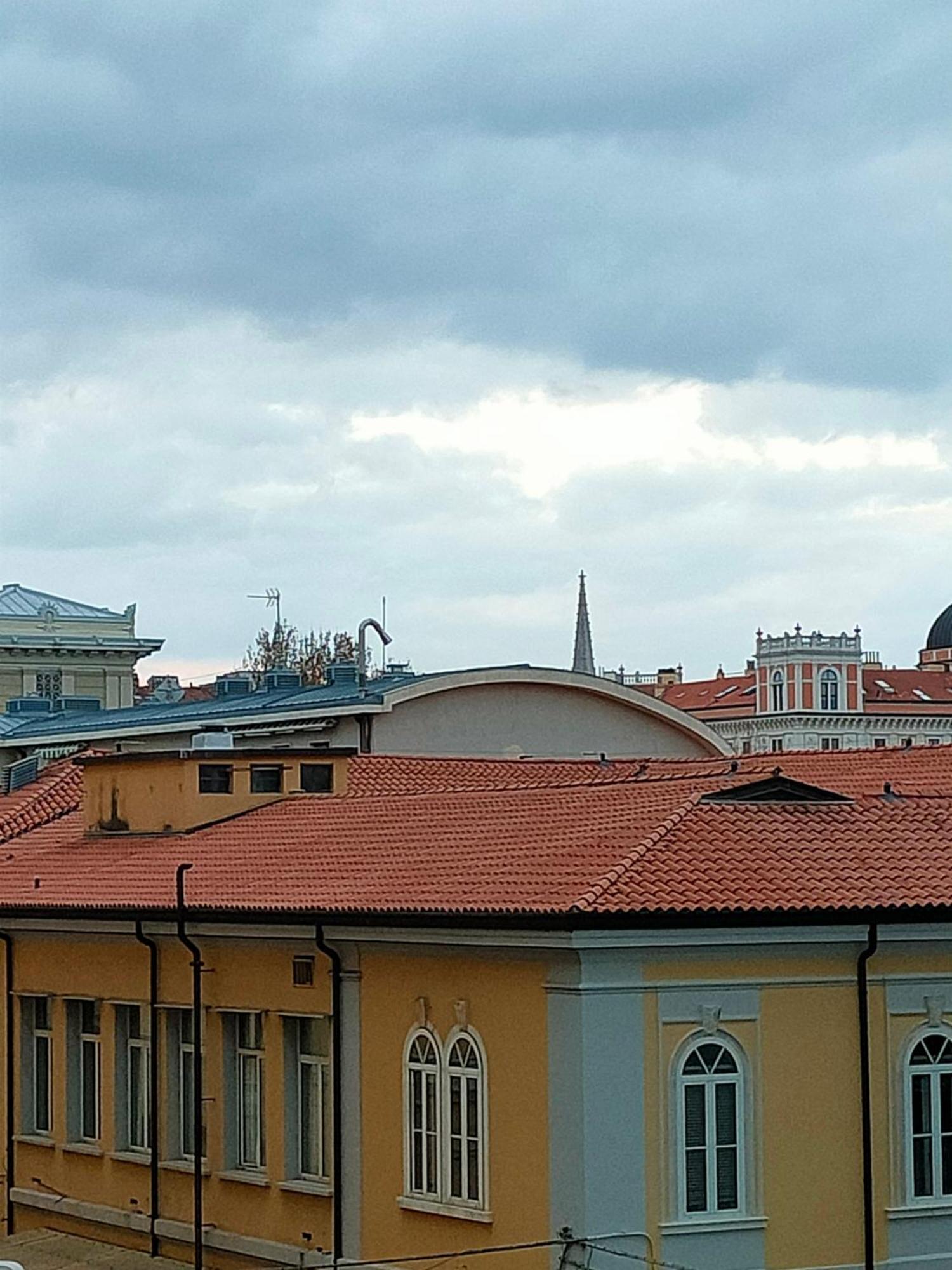 Trieste Living Extérieur photo